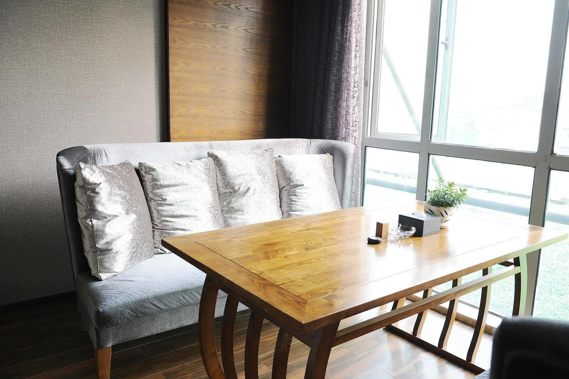 Yannian Lanjing Hotel - Чанша Екстериор снимка